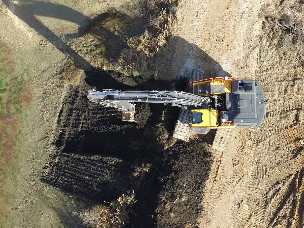 GradeControl-Excavators-1200x900.jpg