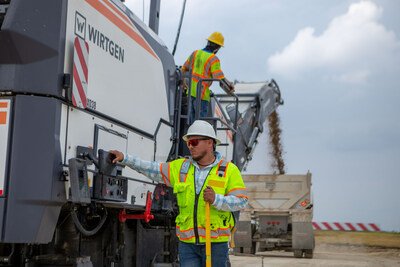 Cold Planer Paving Control